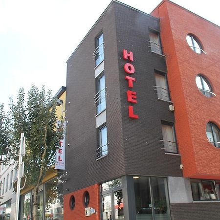 Hotel La Louve La Louvière Exteriér fotografie